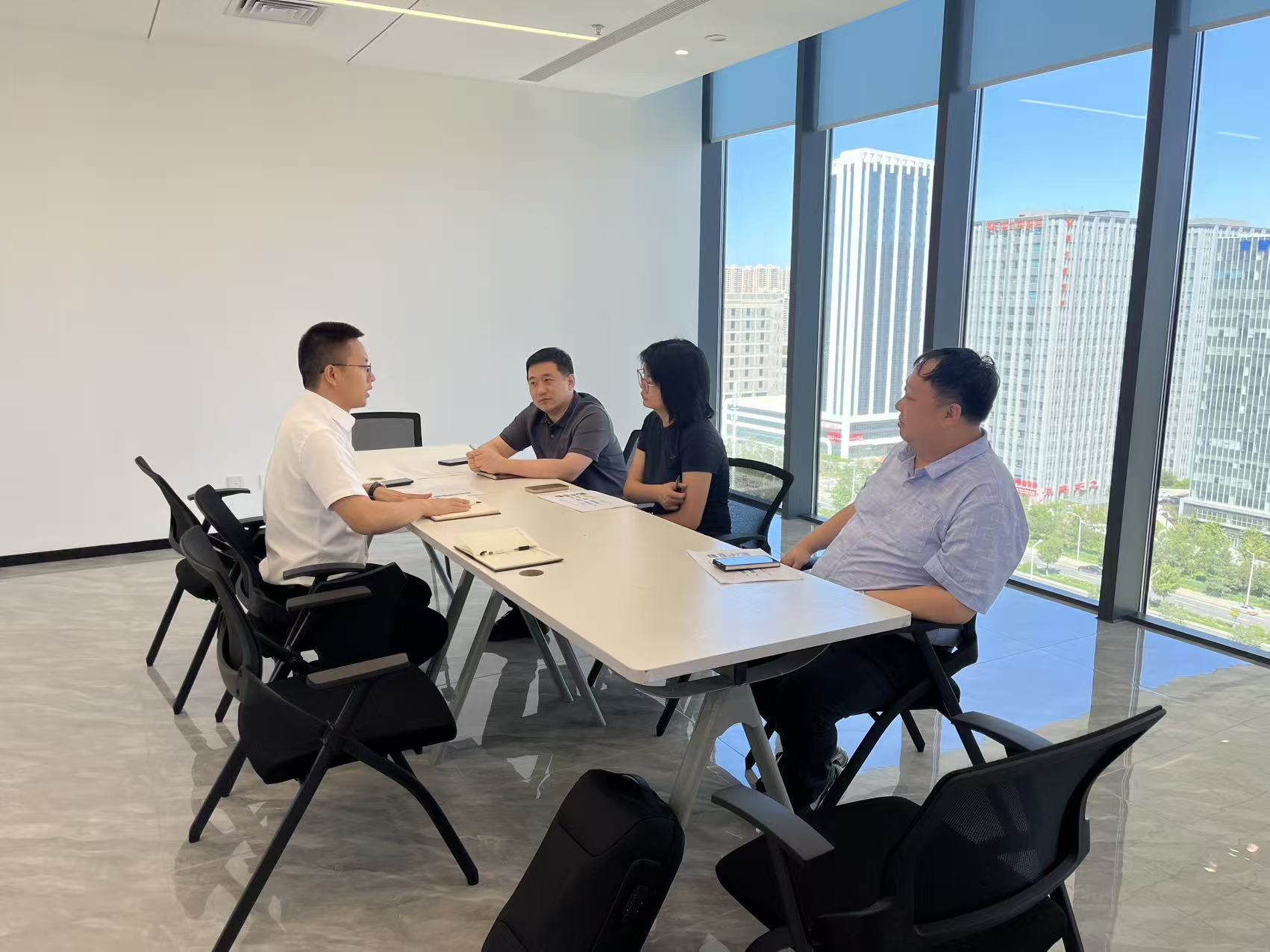 与大东会新闻宣传部沟通家具需求